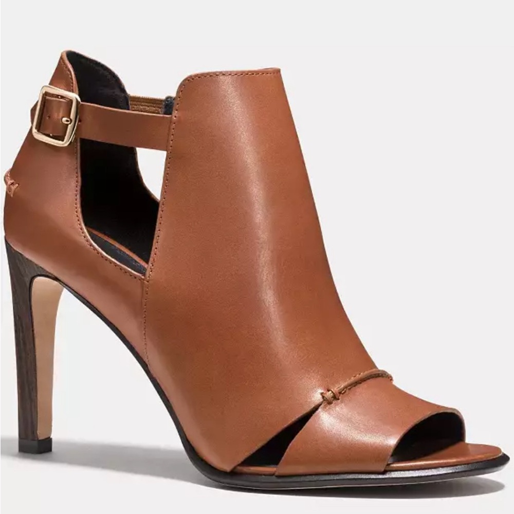 Coach Idena Heels Size 6